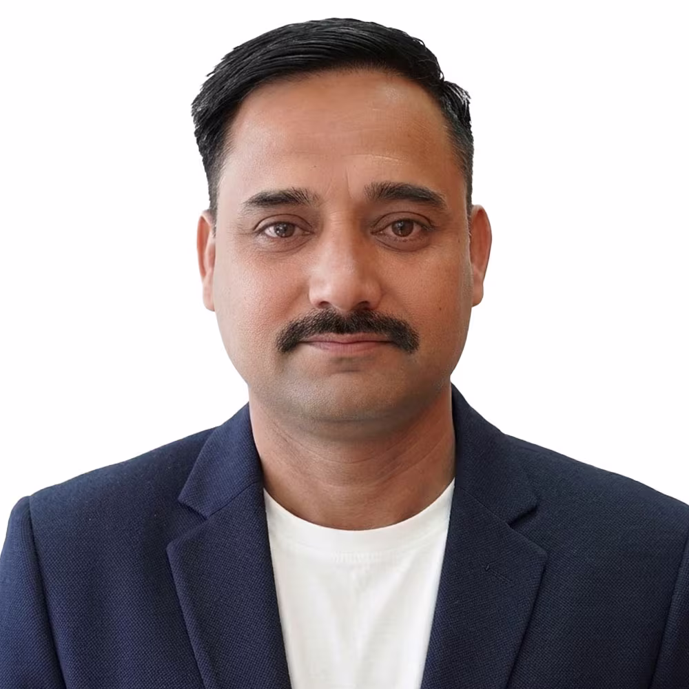 ShimlaRed Logistics Team Manager​